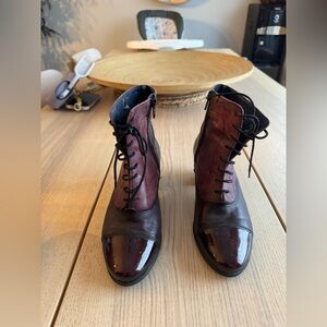 Dorkings Lace-Up Boots in Burgundy and Brown